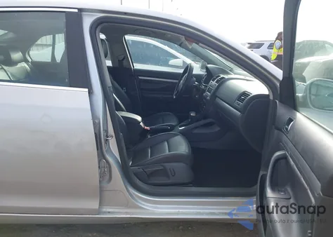 2009 Volkswagen Jetta Se from USA, damaged, VIN 3VWRM71K59M130092